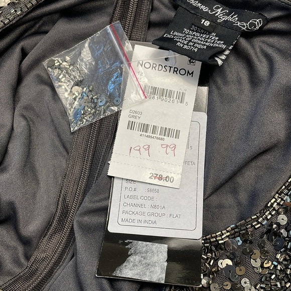 NWT Pisarro Night Beaded Sequin Bodice Mixed Media Taffeta Maxi Dress Grey 18 - Picture 7 of 11